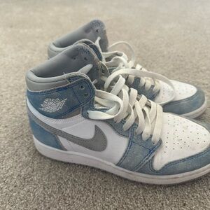 Hyper royal Jordan 1